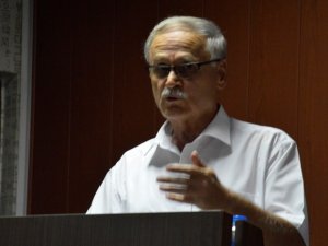 Gemileri karadan yürüten vezir-i  âzâm