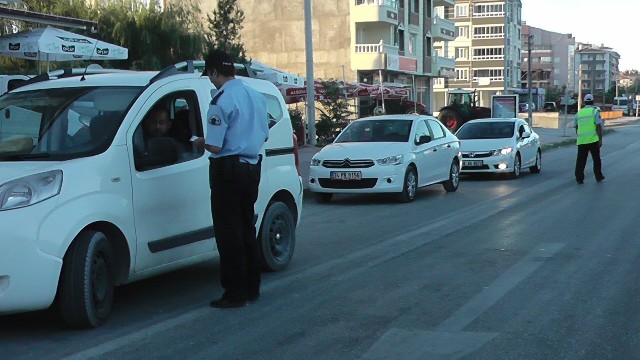 Kulu’da yol kontrol ve güvenlik uygulamaları sürüyor