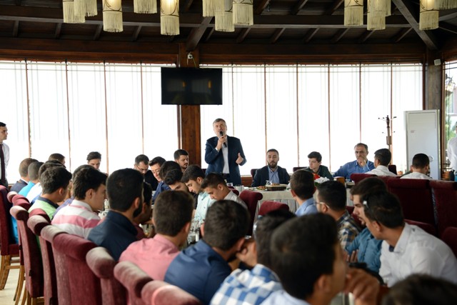 Akyürek gençlere tavsiye verdi