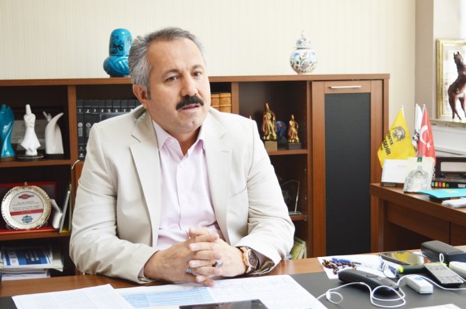 Ahmet Köseoğlu kalp krizi geçirdi