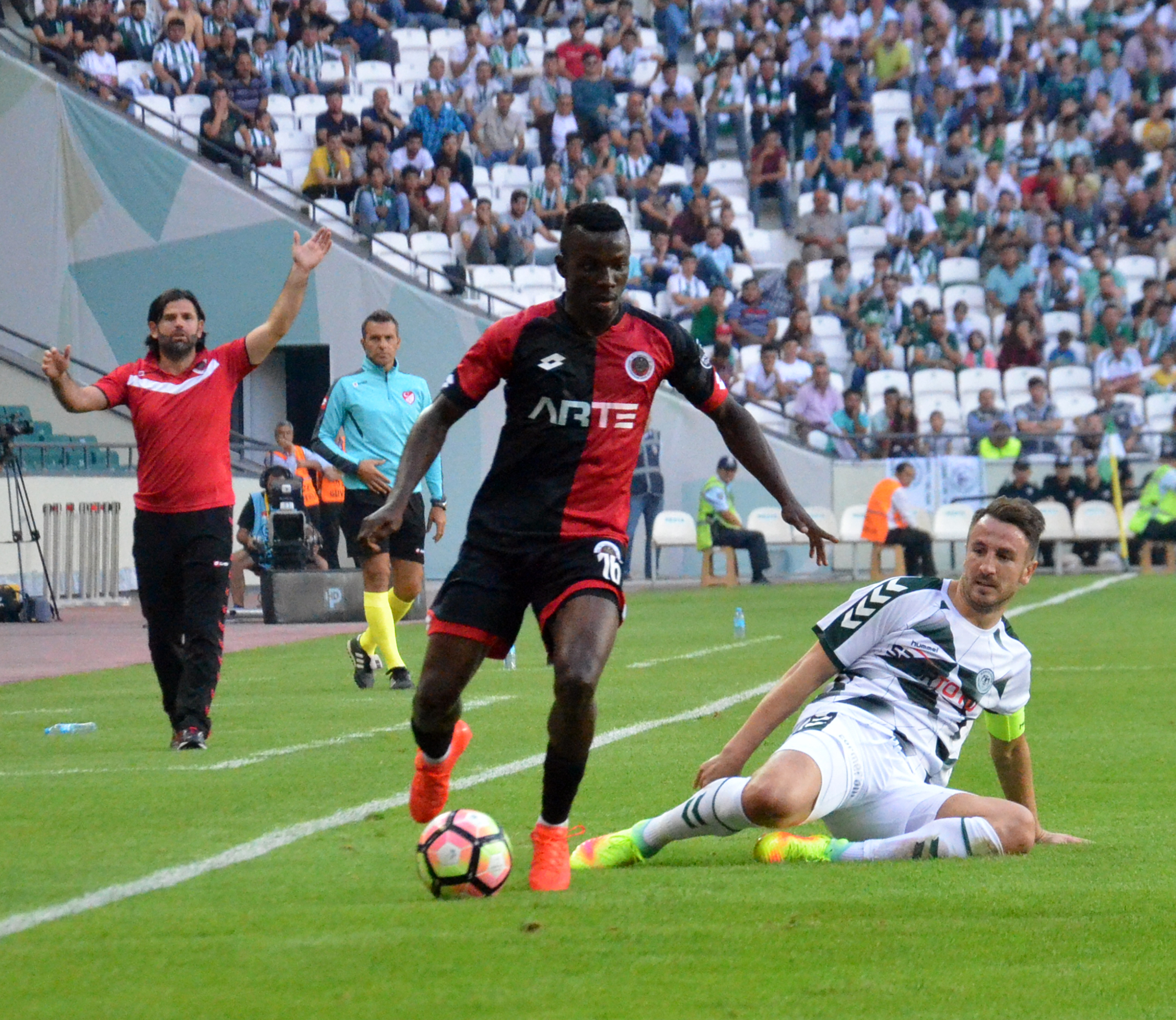Ucuz yırttık! 1 – 1