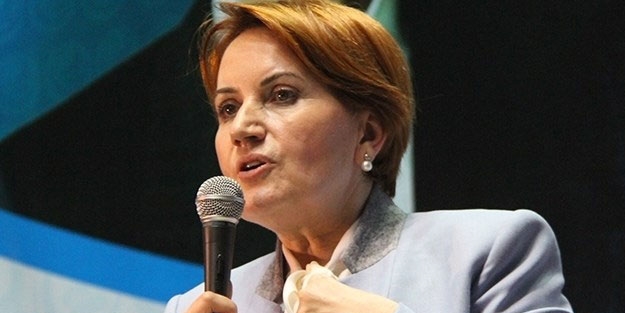 Meral Aşener'den ucuz kahramanlık: Onları bırakın beni alın
