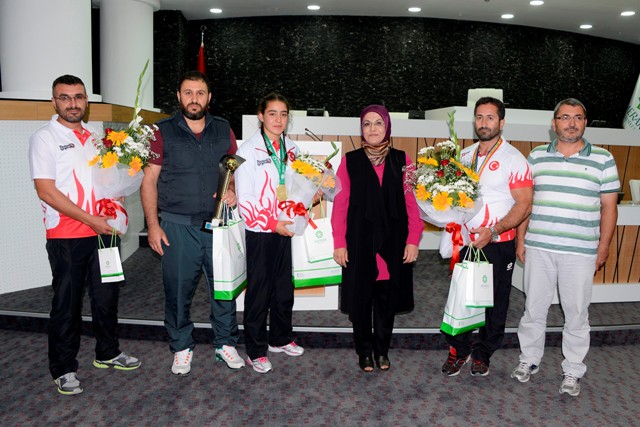 Meram’ın milli gururları ödüllendirildi