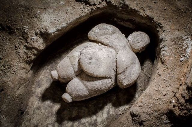 Çatalhöyük’teki heykelin şişmanlık tartışması