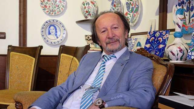 "Çini bir göz musikisidir"