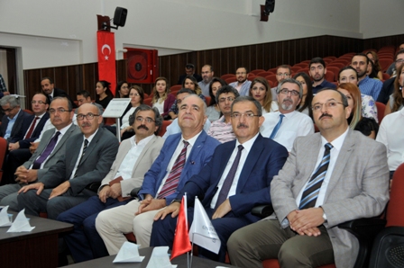 Rektör Şahin: ‘Kılı kırk yarıyoruz’