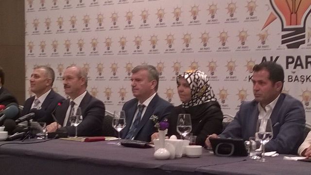 Ak Parti Basınla Buluştu