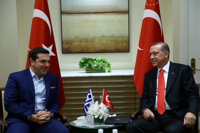 Erdoğan; Çipras'la konuştu