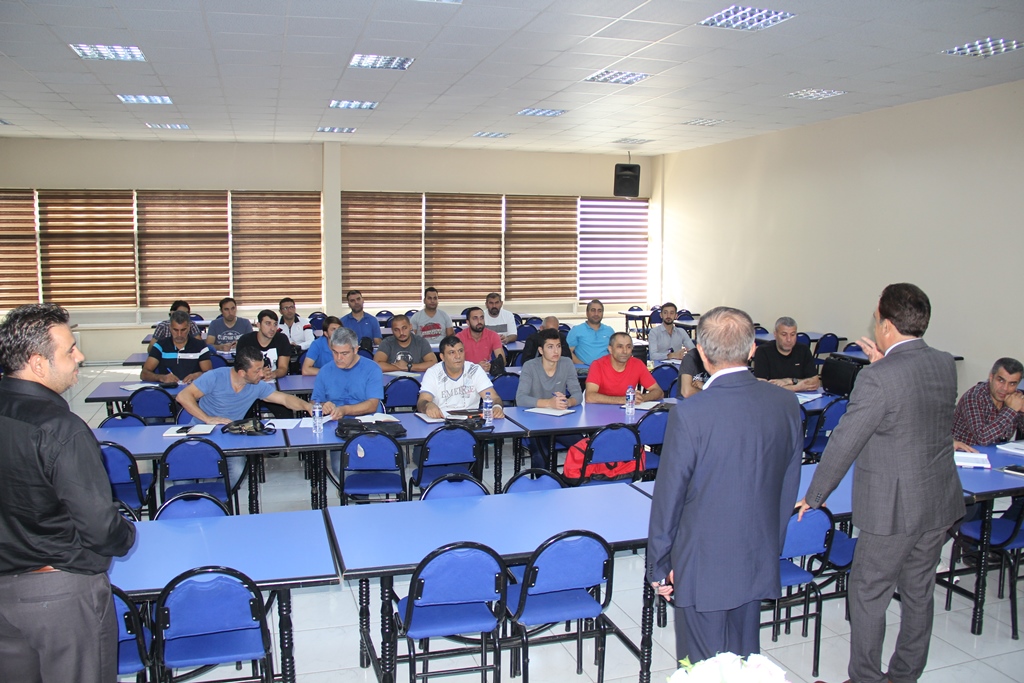 Karateciler, kurs için Konya’da