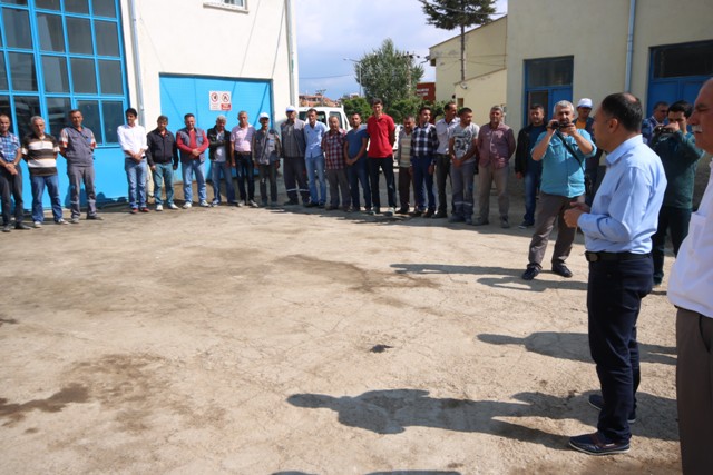 Özaltun, çalışanlarla bir araya geldi