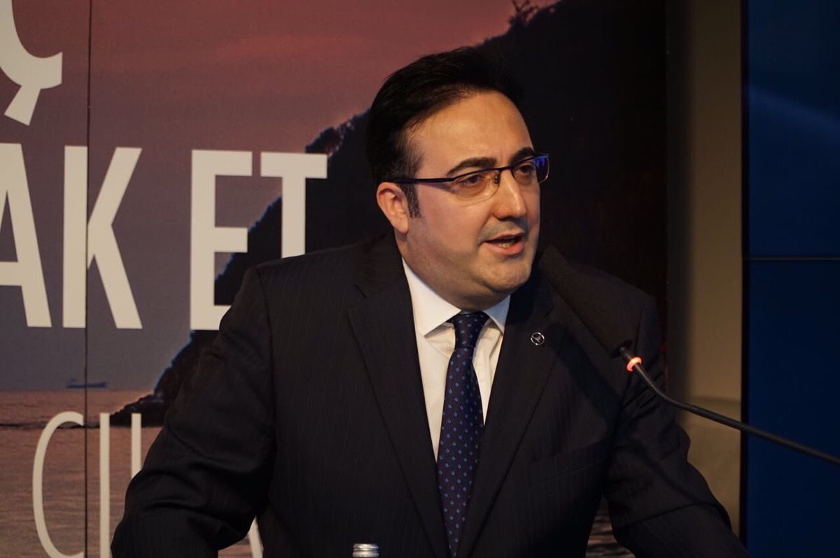 İlker Aycı, yabancı gazetecilere 15 Temmuz'u anlattı