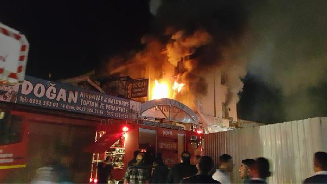 Konya'da bir iş yerinde yangın