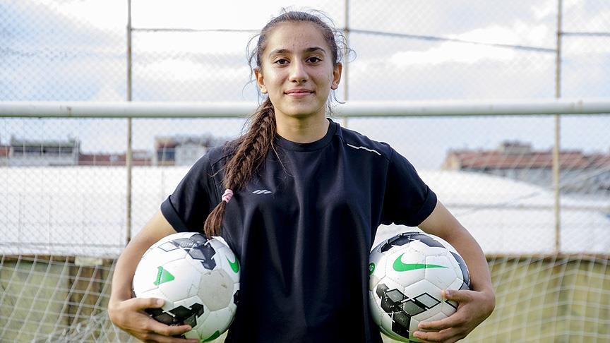 Milli takıma Konya'dan  "kaya" gibi defans