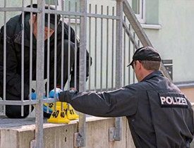 Almanya'da camileri onlar koruyacak