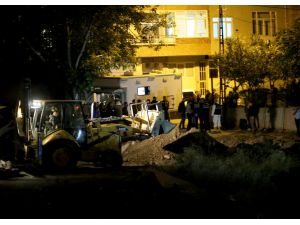 Üsküdar'da çok sayıda tabanca bulunması