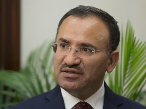 Adalet Bakanı Bozdağ :FETÖ elebaşı Gülen'in başka ülkelere kaçacağı iddiaları