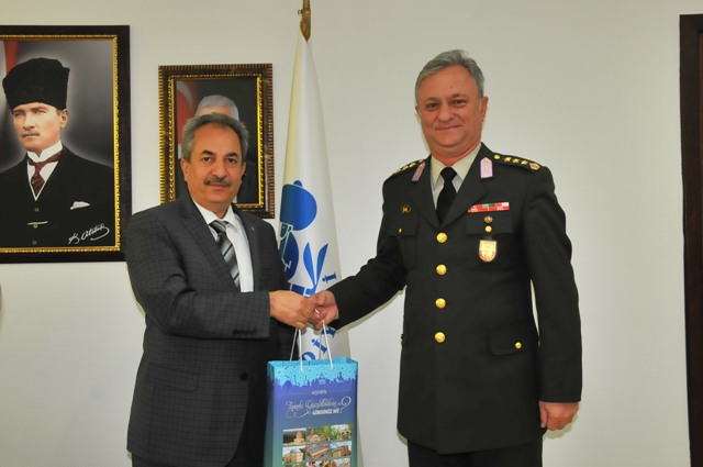 Albay Canol, Başkan Akkaya’yla vedalaştı