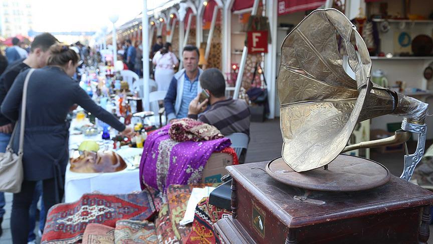 Beyoğlu'nda Antika Festivali başladı
