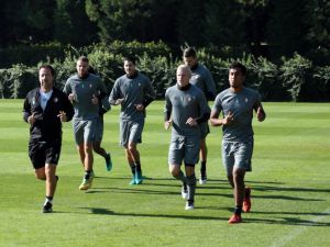 Feyenoord, Fenerbahçe Can Bartu Tesisleri'nde çalıştı