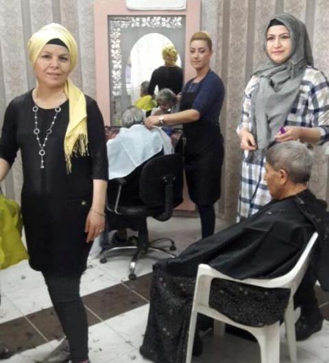 Kuaförlerden Yaşlılar Hizmet