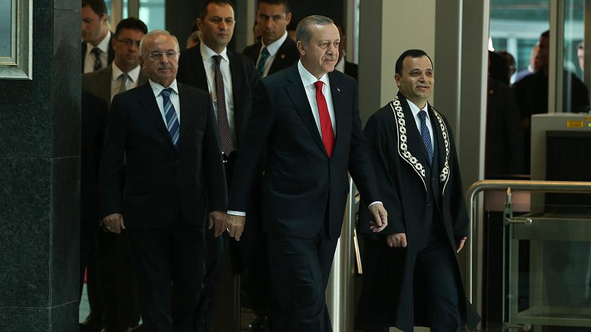 'Türkiye'de demokratik anayasal rejimin koruyucusu millettir'