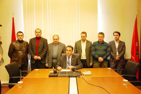 Özdemir Özok'a karşı tavır geliştirilecek