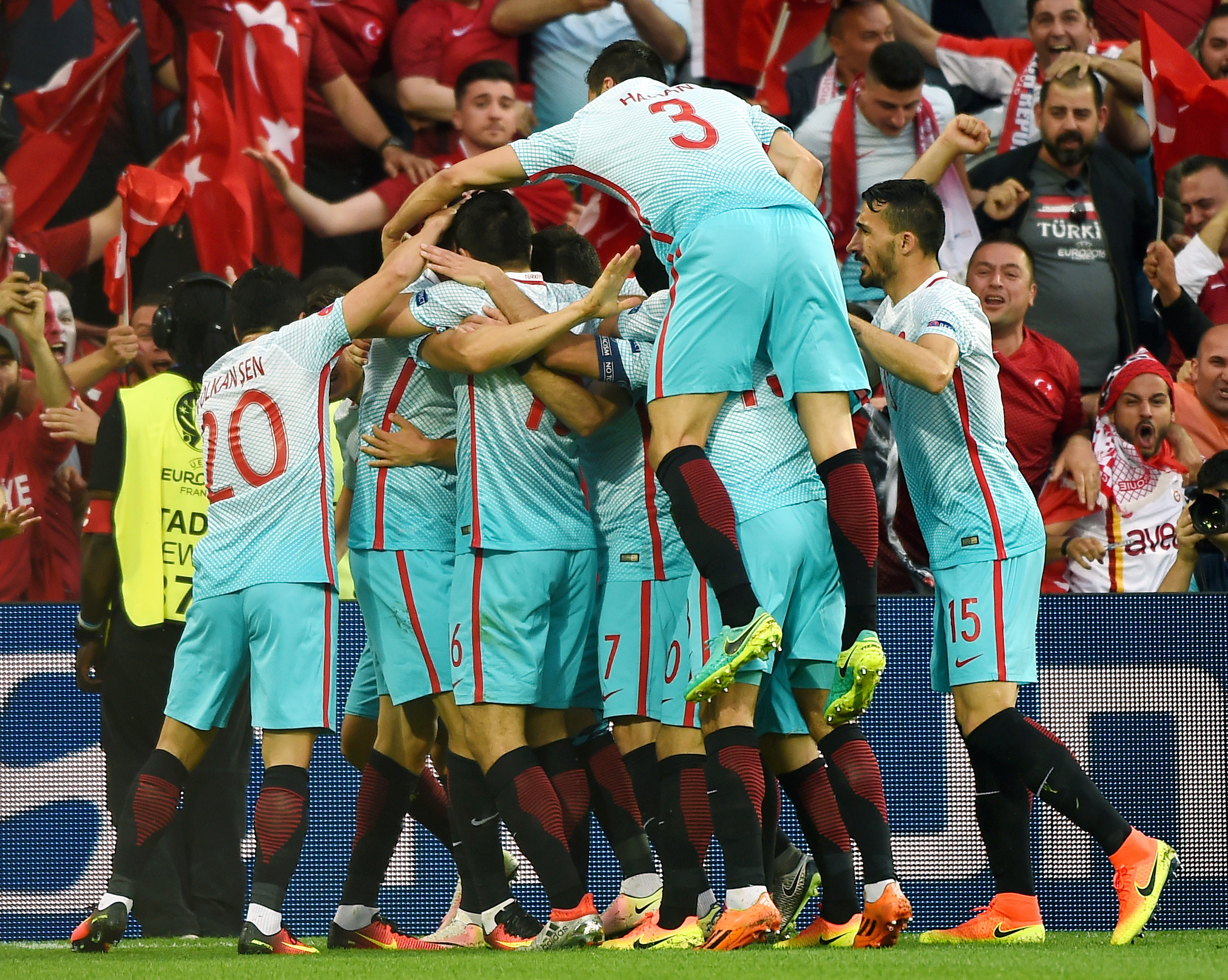 Haydi bastır, gönüller coşsun!