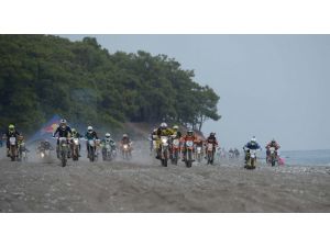 Red Bull Sea To Sky Enduro Yarışları