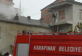 Karapınar'da iki ayrı yangın