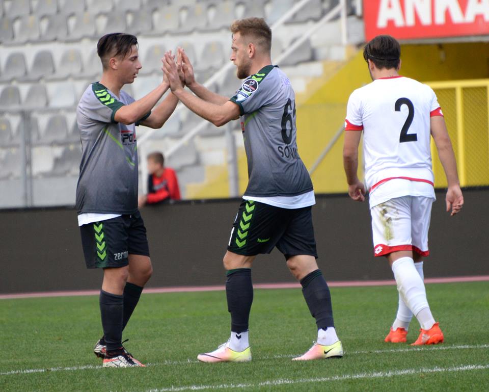 Konyaspor, Gençler'e acımadı