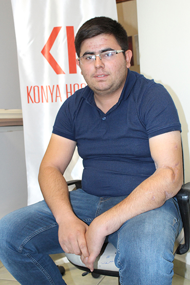 Dikilen kolu fizik tedavi ile çalıştı