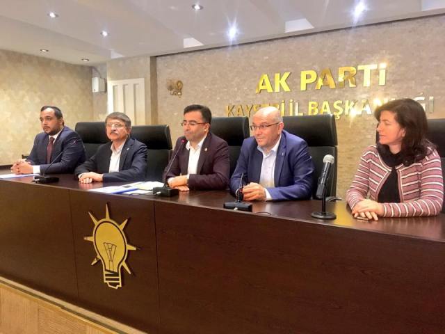 AK Parti Milletvekili Ünal Yahyalı'da