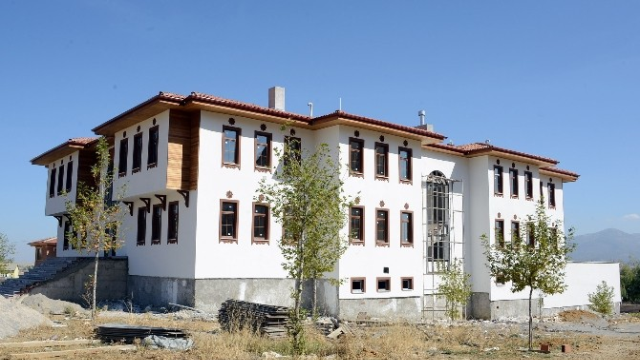 Büyükşehir'den Seydişehir'e Şehir Konağı