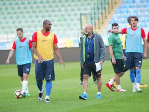 Çaykur Rizespor Teknik Direktörü Karaman: