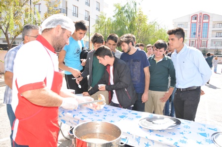 Zeki Özdemir Anadolu Lisesi’nde aşure günü
