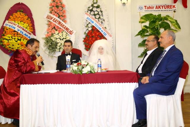Kaymakamı Ömer Büyükergene Evlendi