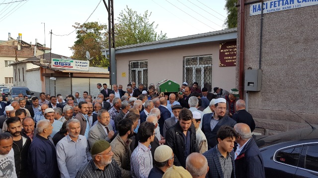 Mehmet Şendal toprağa verildi