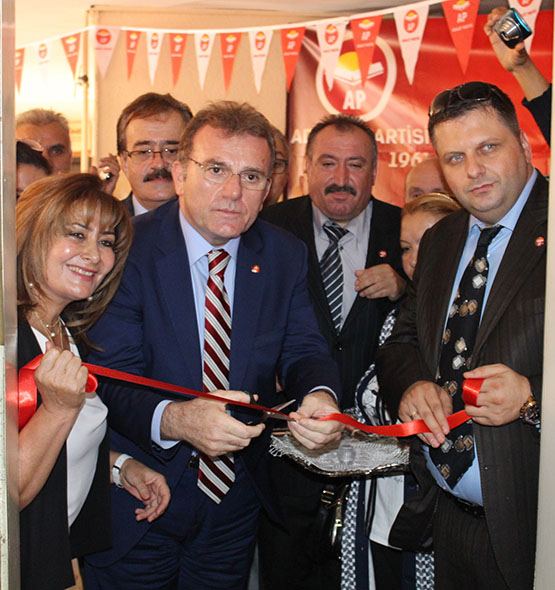 AP İl Başkanlığı açıldı