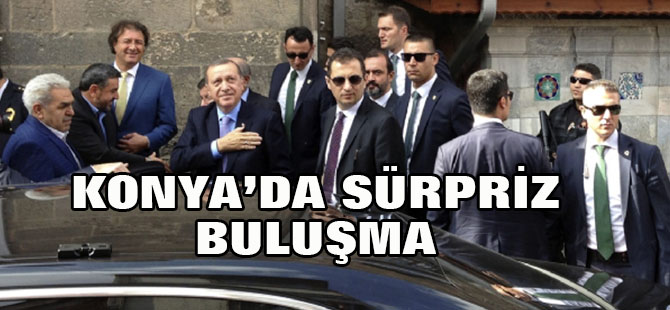 Erdoğan Cuma Namazını Davutoğlu ile Birlikte Kıldı