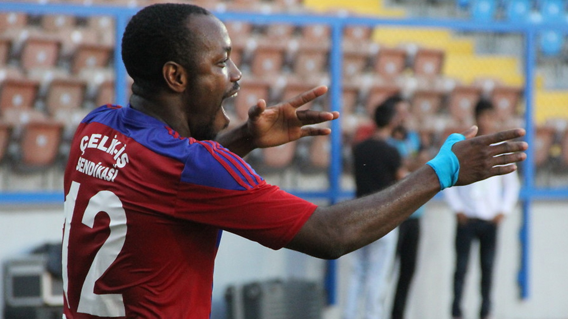 Traore, krallığa oynuyor