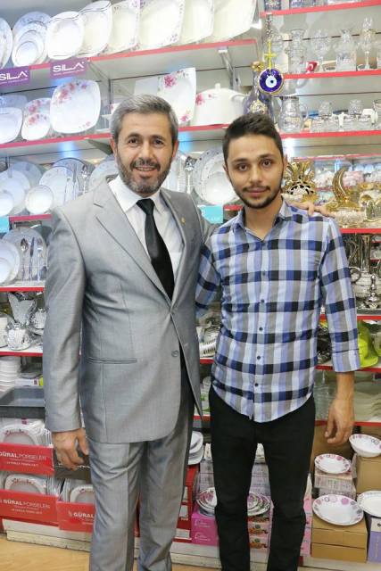 İbrahim Işık Oğluyla Mutlu