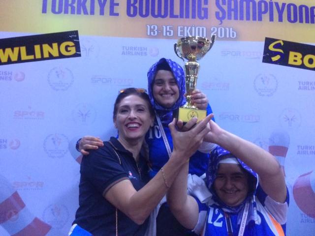 Özel Sporcular Bowling Turnuvasında