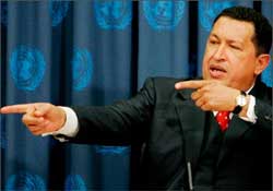 Chavez noktayı koydu: Kaddafi gitmeyecek