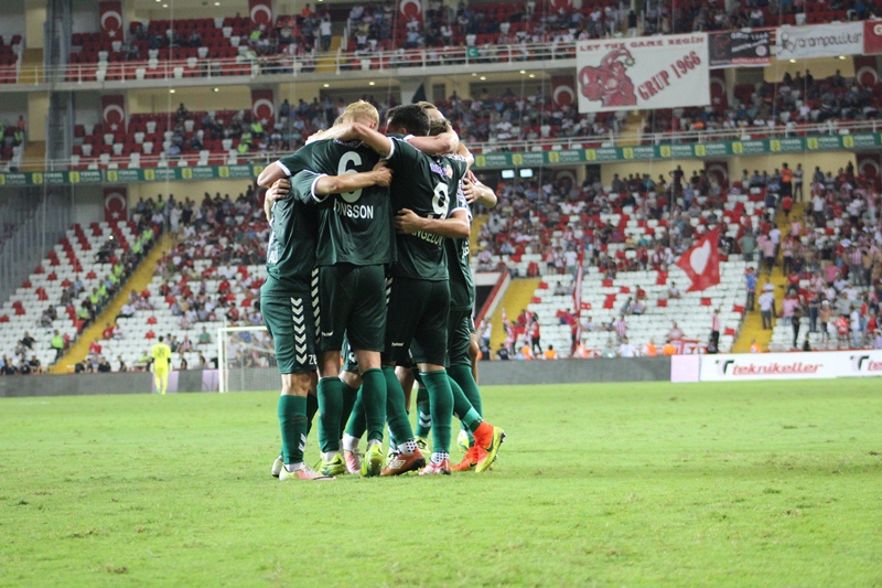 Kartal, lidere kenetlendi!
