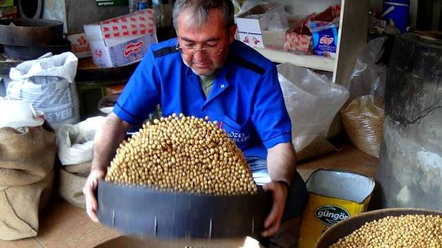 Zamana direnen leblebi ustası