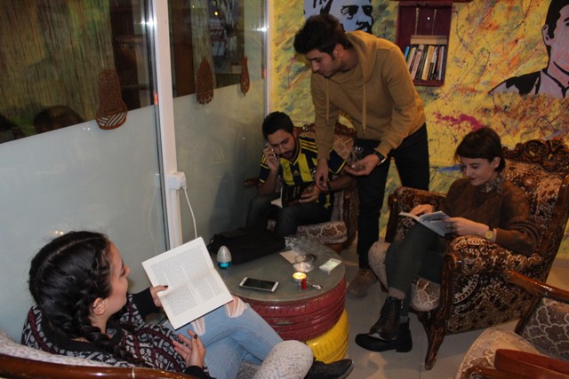 Yeni Trend kitap cafeler