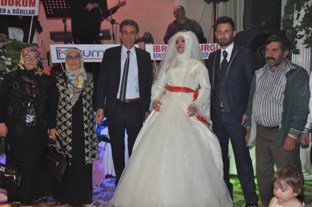 Hatice ile Mevlüt Evlendi