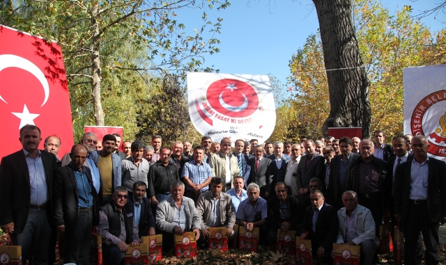 Başkan Tutal, muhtarlarla günlerinde buluştu.