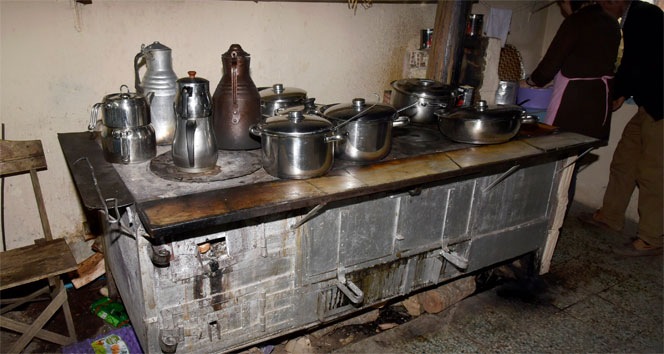 Bu soba 52 yıldır yaz-kış hiç sönmedi