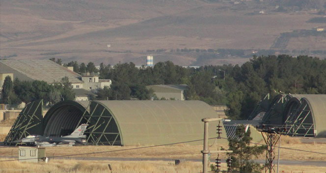 Diyarbakır’a savaş uçağı takviyesi